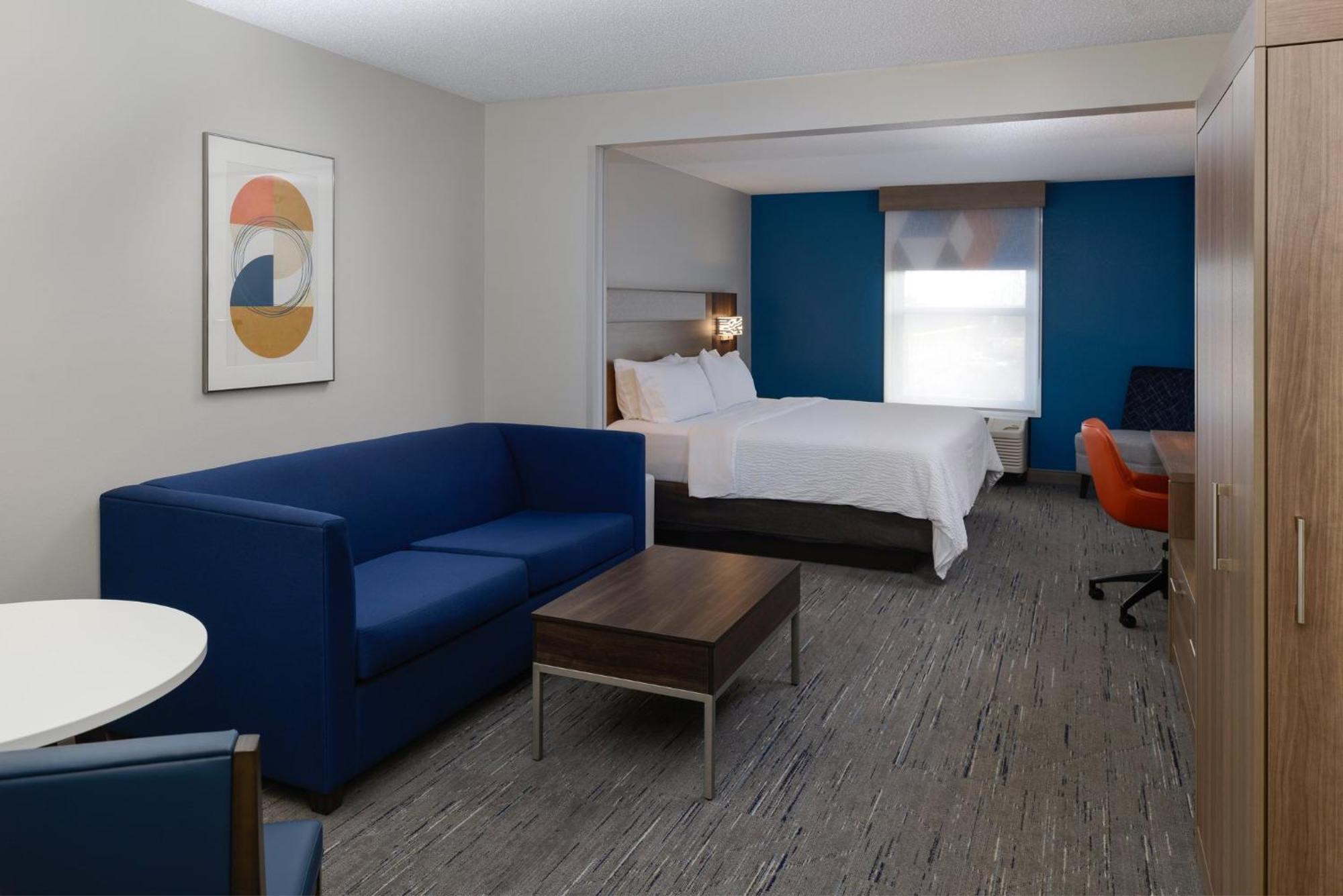 Express And By Ihg Hotel
